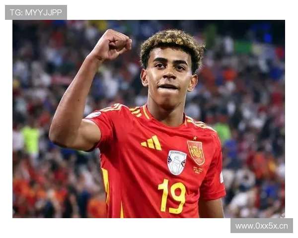 卡尼萨雷斯赞亚马尔专注球场